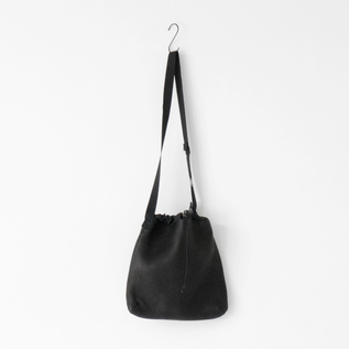 チョークバッグを日常使いに適した素材とサイズにアレンジ(BLACK)