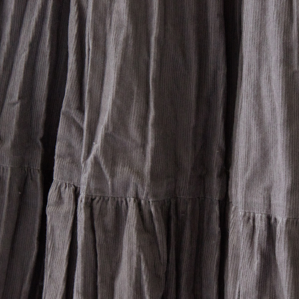 3段のティアードが程良いボリューム感 3段のティアードが程良いボリューム感