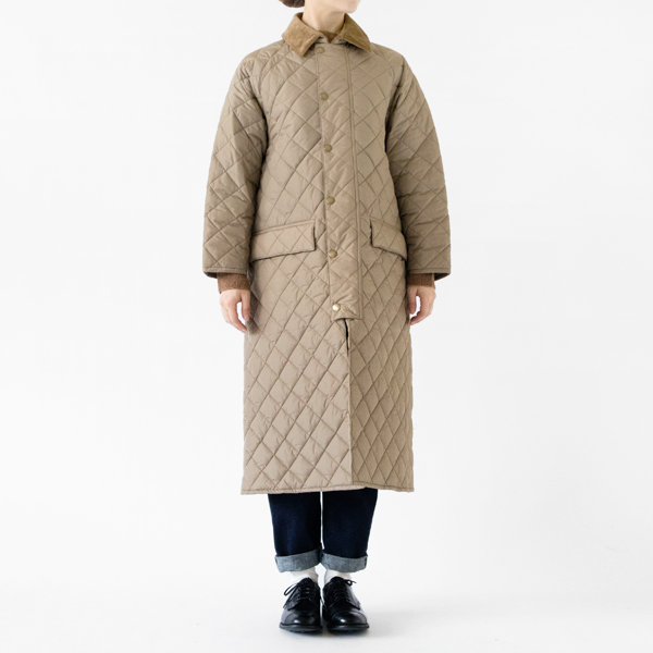 BEIGE(8)（モデル身長：162cm）