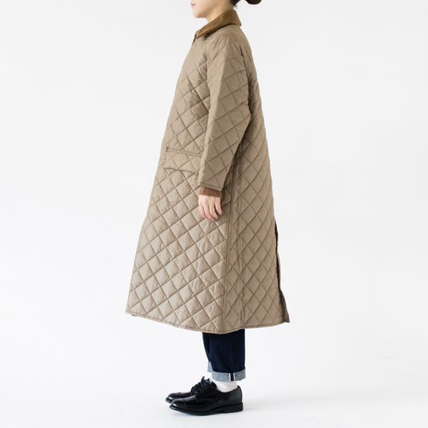 BEIGE(8)（モデル身長：162cm）