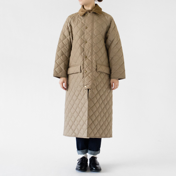 BEIGE(10)（モデル身長：162cm）