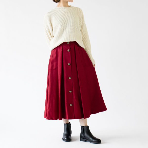 スカートにも合います スカートにも合います