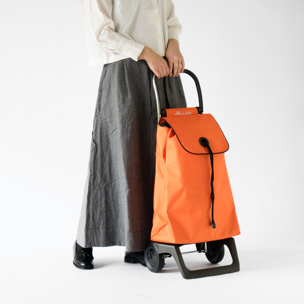 モデル身長162cm・ORANGE