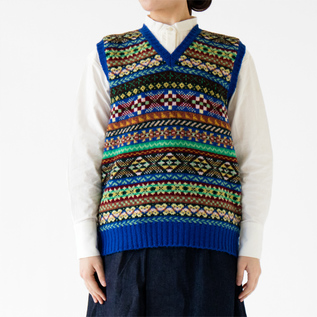 Vネックフェアアイルベスト Royal／Jamiesons of Shetland