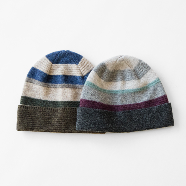 2カラーご用意しました(左からMOSS GREEN、GREY) 2カラーご用意しました(左からMOSS GREEN、GREY)