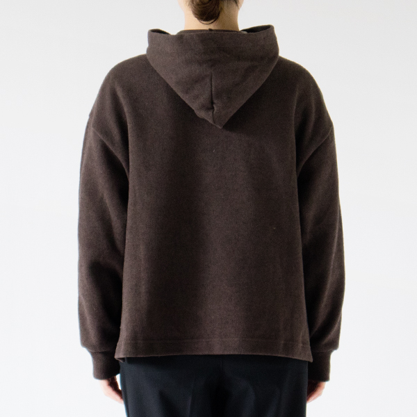 BROWN・モデル身長162cm