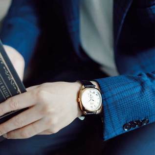 腕時計 F901 ローマ数字／FHB（エフエイチビー）｜愛着を持ってずっと