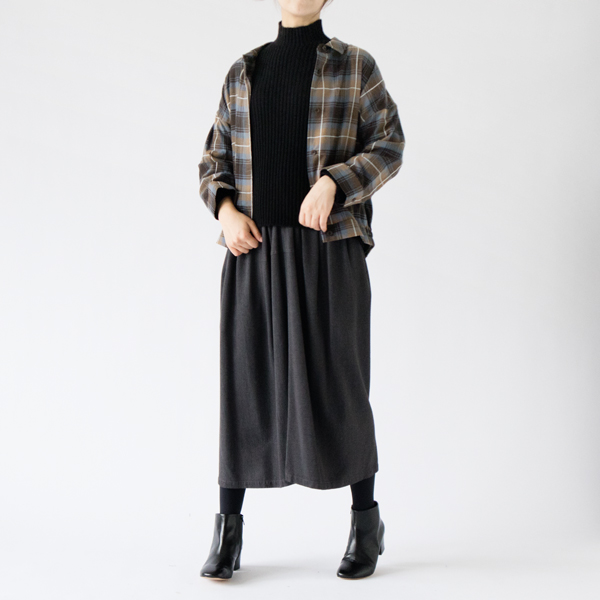 チャコール・モデル身長162cm チャコール・モデル身長162cm