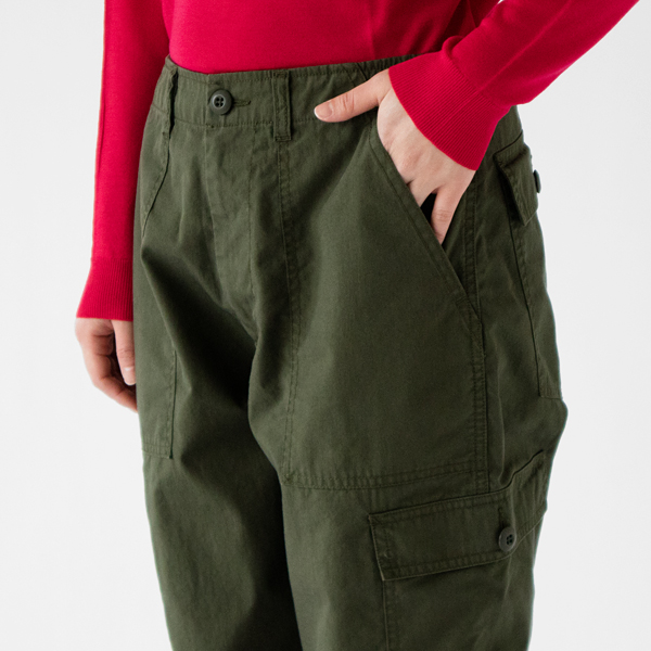 正面にもポケット 正面にもポケット