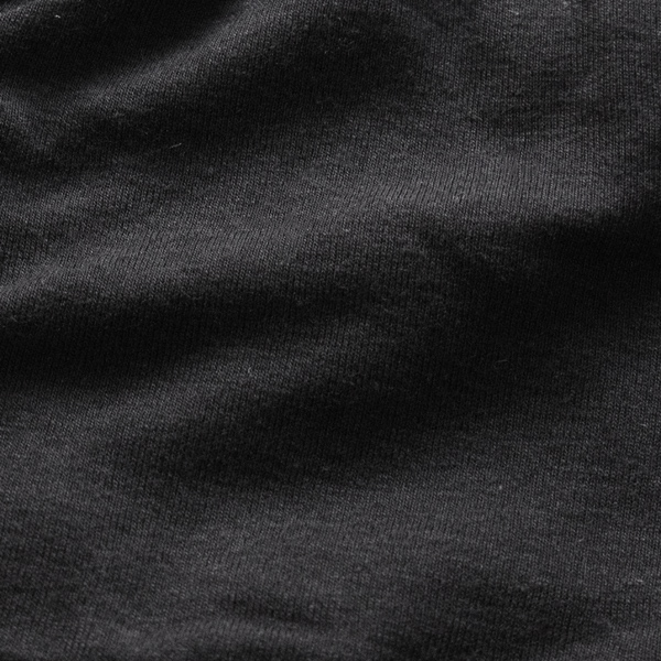 ふんわりとしたオーガニックコットンの肌触り(BLACK)