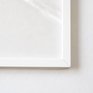 WHITE WHITE