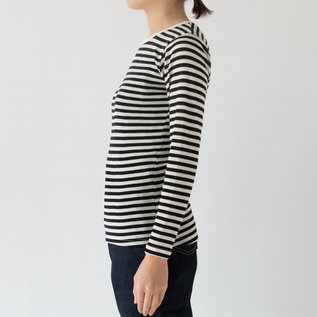 BLACK×CREAM(モデル身長:163cm) BLACK×CREAM(モデル身長:163cm)