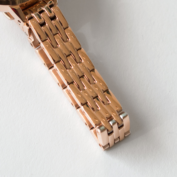 メタリックなバンド(GOLD(AKQK032)) メタリックなバンド(GOLD(AKQK032))