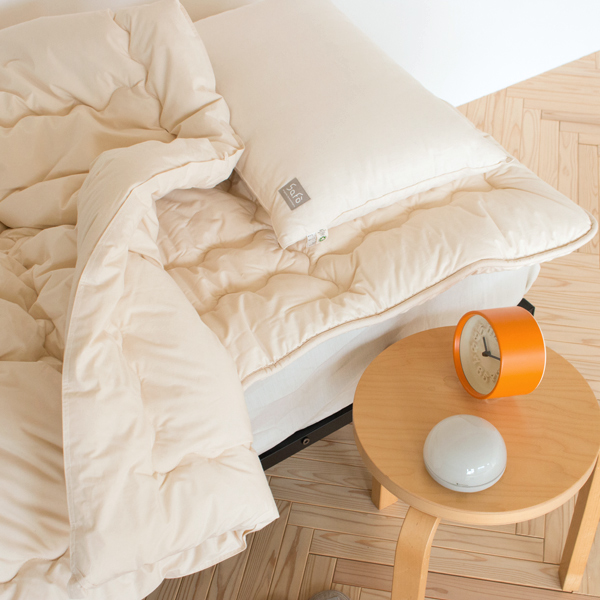 中綿が固まりふっくら感が無くなった場合でも、打ち直しをすることで再生します