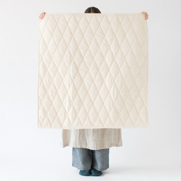 シングル半分折り・モデル身長162cm シングル半分折り・モデル身長162cm