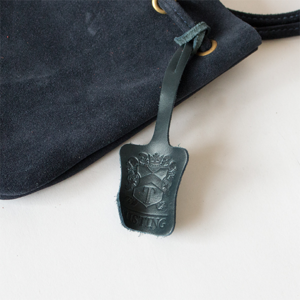 タグ(NAVY)
