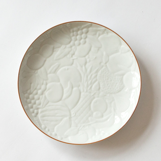 ROUND PLATE FRUIT ENGRAVING