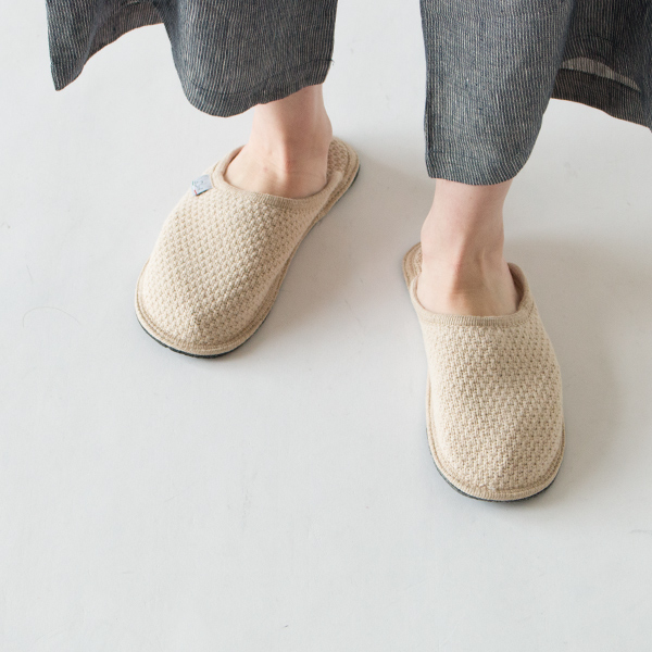 モデル足長(裸足):約24cm、着用:サイズ38 モデル足長(裸足):約24cm、着用:サイズ38