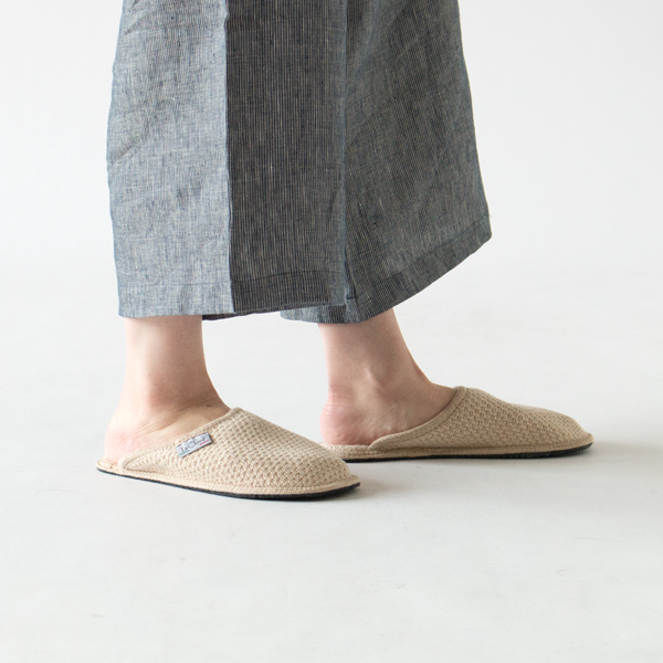 モデル足長(裸足):約24cm、着用:サイズ38 モデル足長(裸足):約24cm、着用:サイズ38