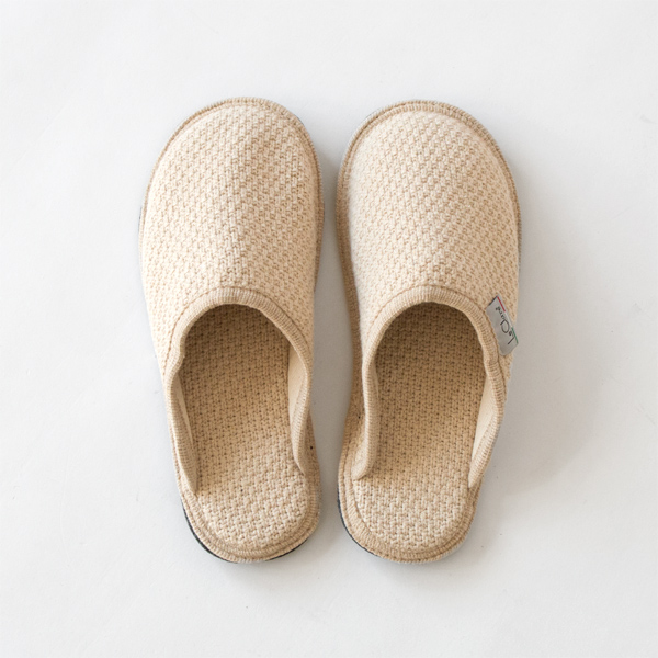 一点一点ハンドメイドしたスリッパです 一点一点ハンドメイドしたスリッパです