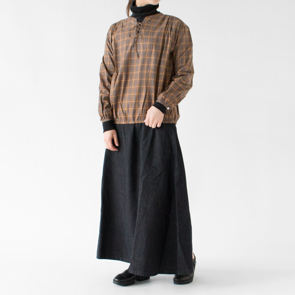 BEIGE/モデル身長：162cm