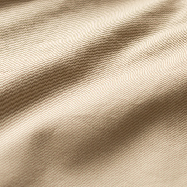 コンパクト糸を高密度に織り上げたチノ素材(BEIGE)