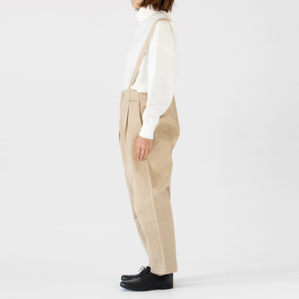 モデル身長163cm・BEIGE