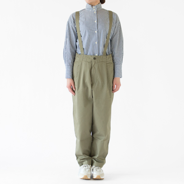 モデル身長162cm・OLIVE