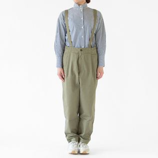 モデル身長162cm・OLIVE