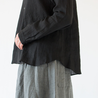 緩やかにラウンドした裾(BLACK) 緩やかにラウンドした裾(BLACK)