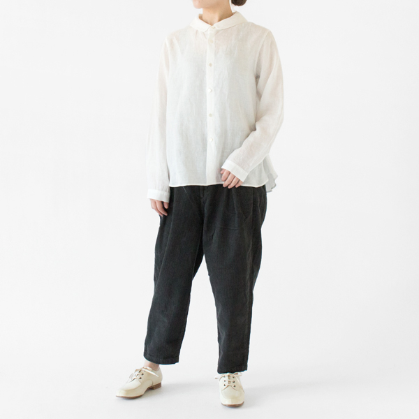 一枚でも様になります(OFF WHITE) 一枚でも様になります(OFF WHITE)