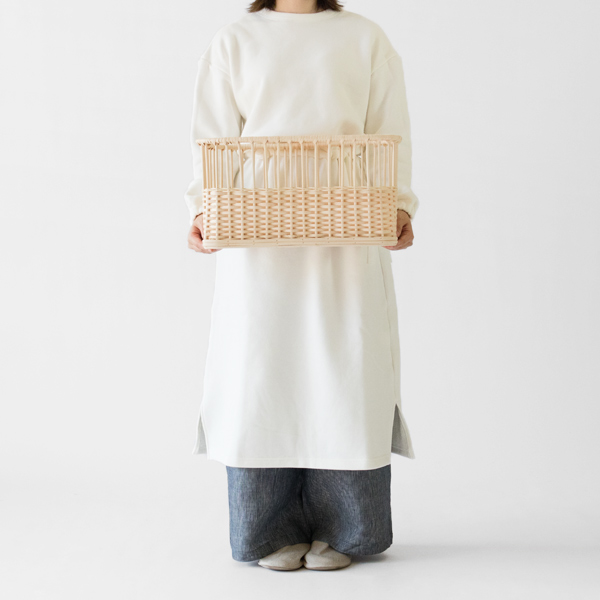 バスケットサイズ感（モデル身長：156cm、ワイド）