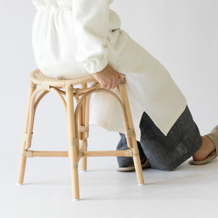 お尻にフィットして長時間でも座りやすい作り(モデル身長:156cm) お尻にフィットして長時間でも座りやすい作り(モデル身長:156cm)