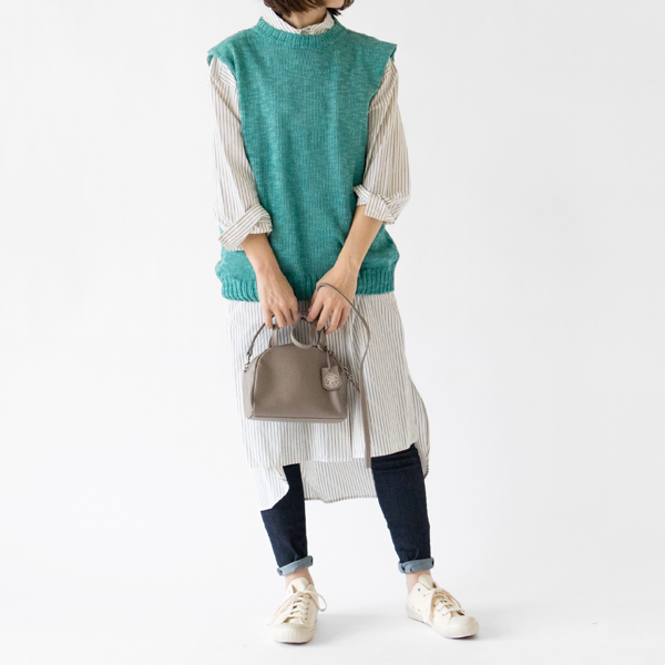 ワンピースタイプのシャツとも相性抜群(TIPPERARY) ワンピースタイプのシャツとも相性抜群(TIPPERARY)