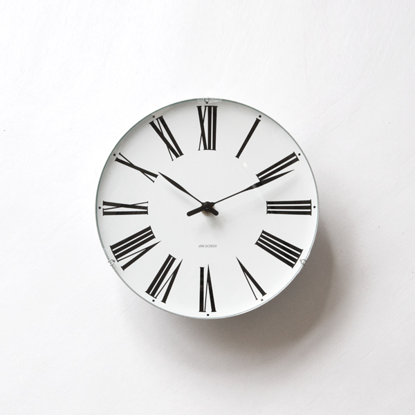 ARNE JACOBSEN Wall Clock Roman(210mm)