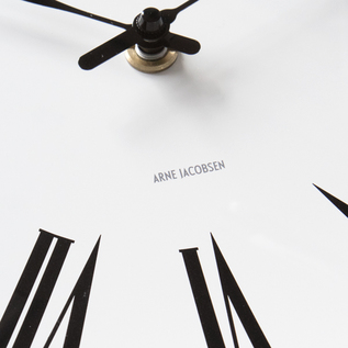 ARNE JACOBSENのロゴ入り(210mm)