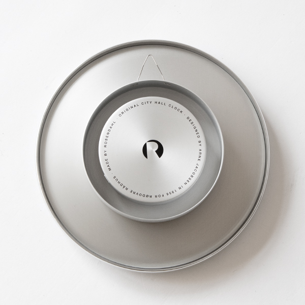 ARNE JACOBSEN Wall Clock CityHall 裏面(210mm)