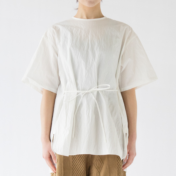 モデル身長：162cm(WHITE)