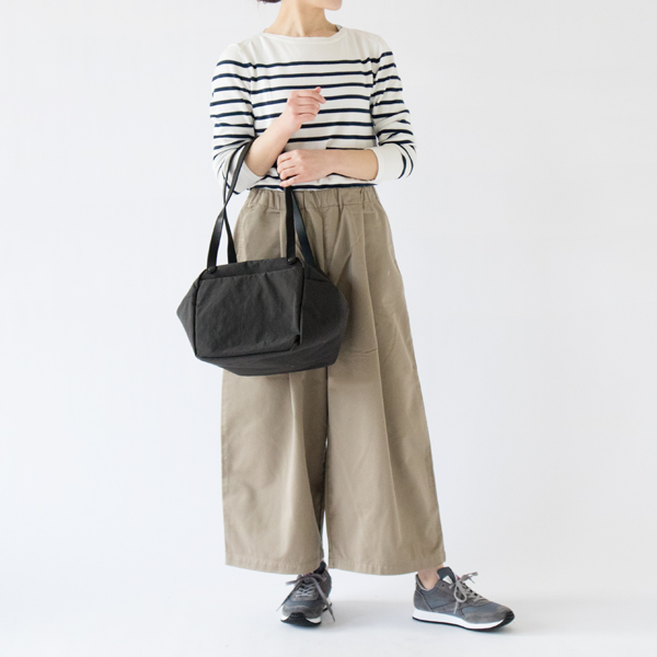 モデル身長162cm(CHARCOAL GRAY) モデル身長162cm(CHARCOAL GRAY)