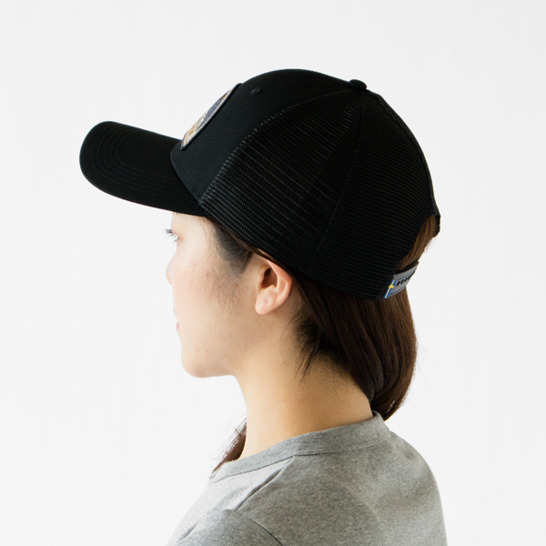 場所や天候を気にすることなくコーディネートの主役になってくれます 場所や天候を気にすることなくコーディネートの主役になってくれます