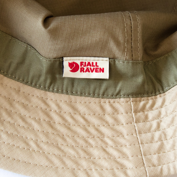 FJALLRAVENのロゴタグ