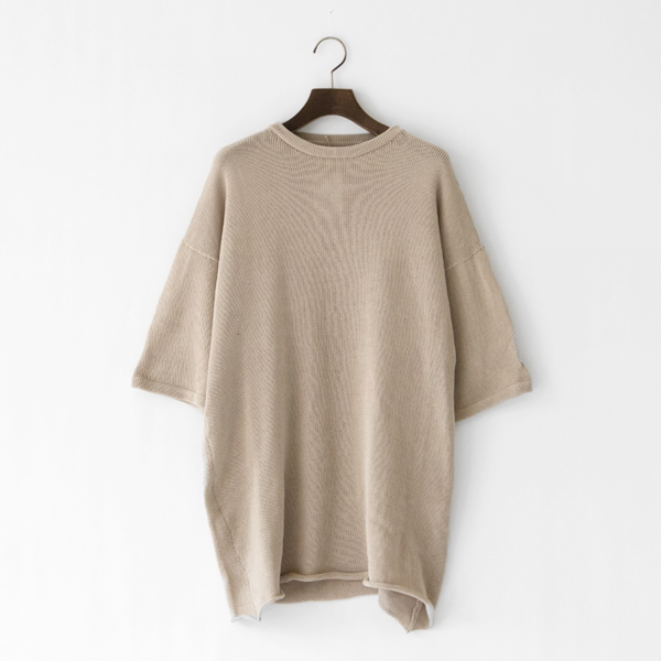 OVERSIZED T-SHIRT