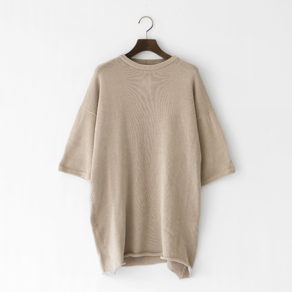 OVERSIZED T-SHIRT