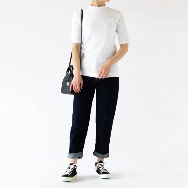 ホワイト（モデル身長・162cm）