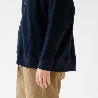 丁度良い丈感(モデル身長162cm・NAVY) 丁度良い丈感(モデル身長162cm・NAVY)