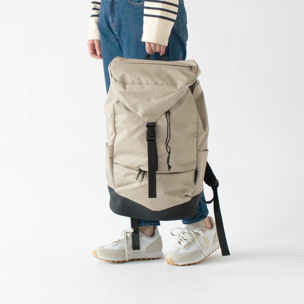 モデル身長:162cm、ライトカーキ モデル身長:162cm、ライトカーキ