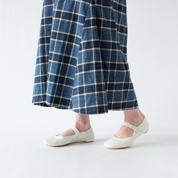 足がしっかりと隠れる長さ(NAVY)