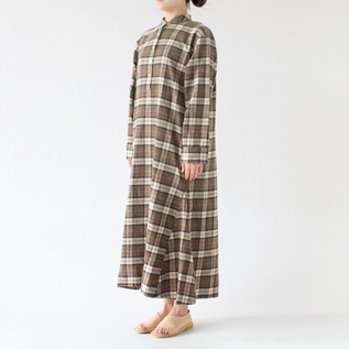 モデル身長162cm・BROWN