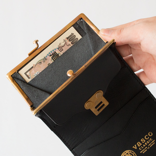 小銭とお札の両方を取り出したい時に便利(NERO) 小銭とお札の両方を取り出したい時に便利(NERO)