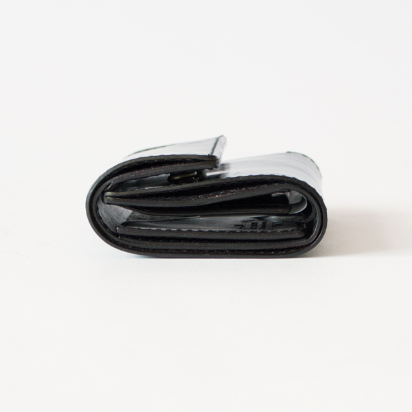 本革三つ折り財布(BLACK)